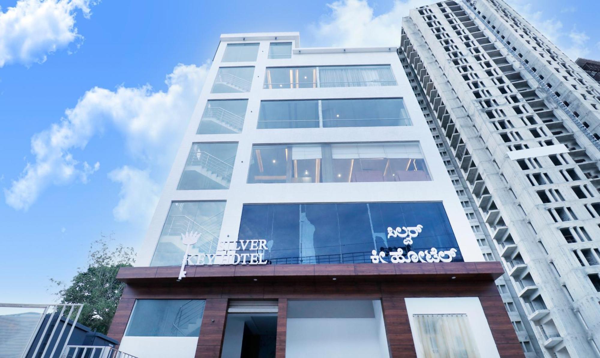 Itsy Hotels Silver Keys Kammasandra Exterior photo