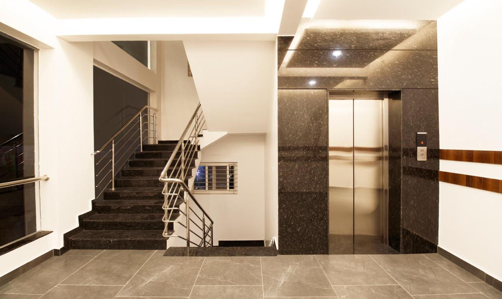 Itsy Hotels Silver Keys Kammasandra Exterior photo