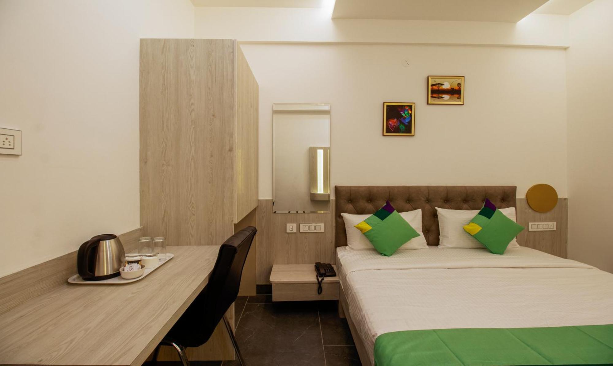 Itsy Hotels Silver Keys Kammasandra Exterior photo